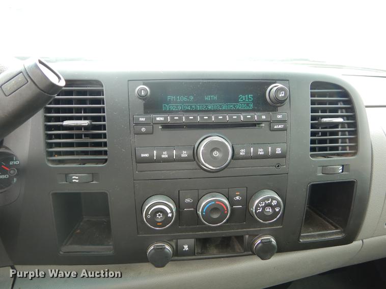 image for item DC5284 2011 Chevrolet Silverado 1500 Ext. Cab pickup truck