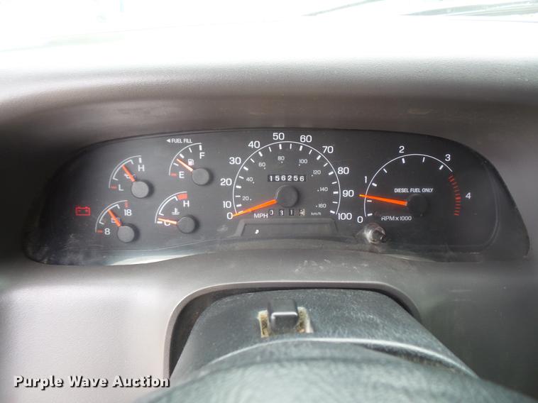 image for item DC5311 2000 Ford F350 Super Duty SuperCab flatbed pickup truck