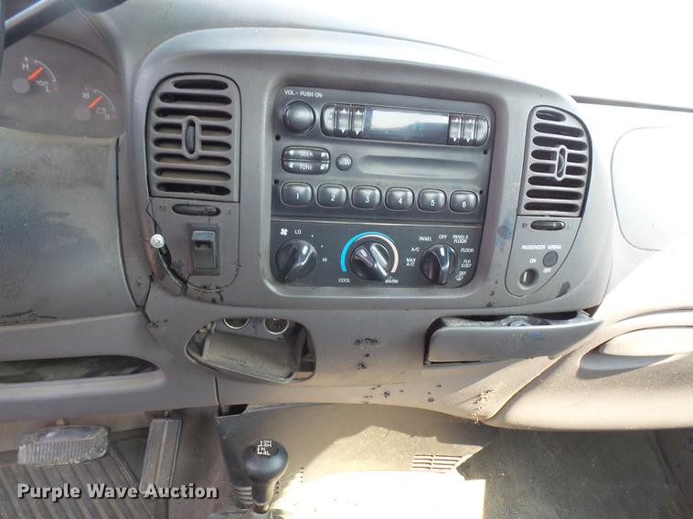 image for item DC5330 1998 Ford F150 pickup truck