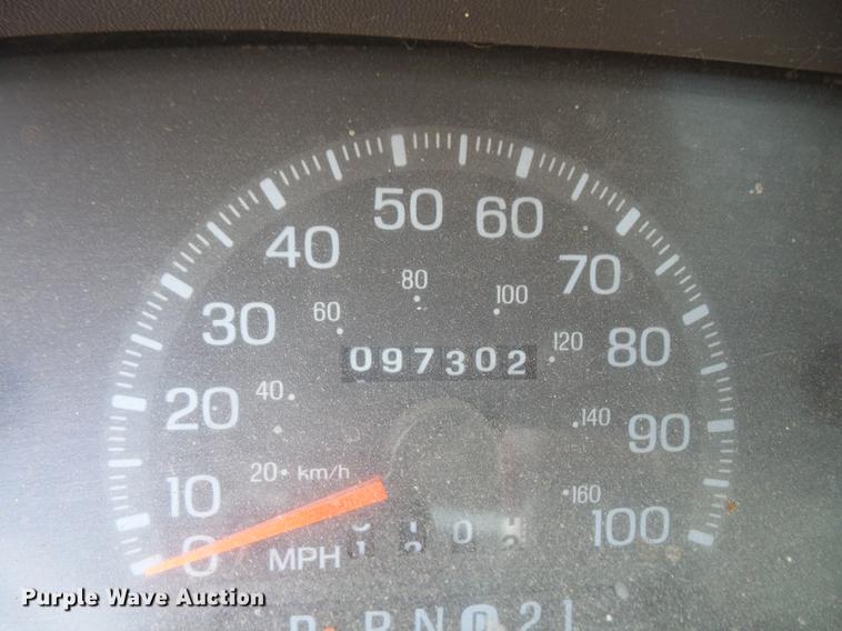 image for item DC5330 1998 Ford F150 pickup truck