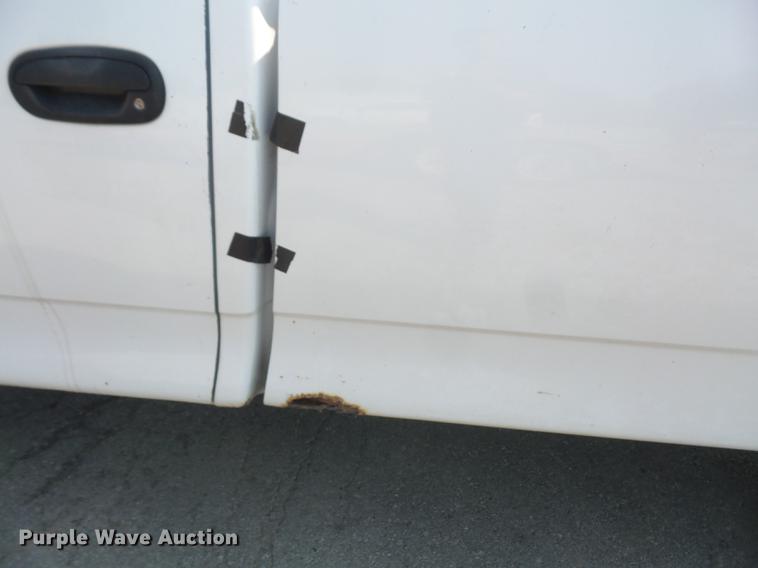 image for item DC5330 1998 Ford F150 pickup truck