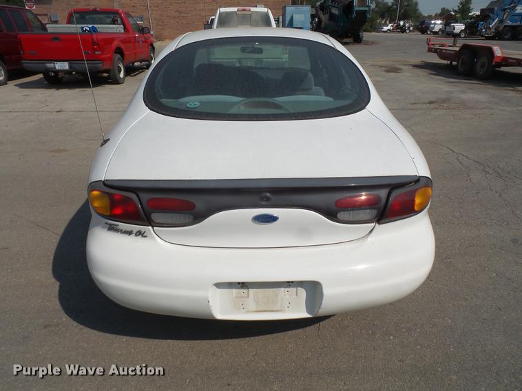 image for item DC5332 1996 Ford Taurus