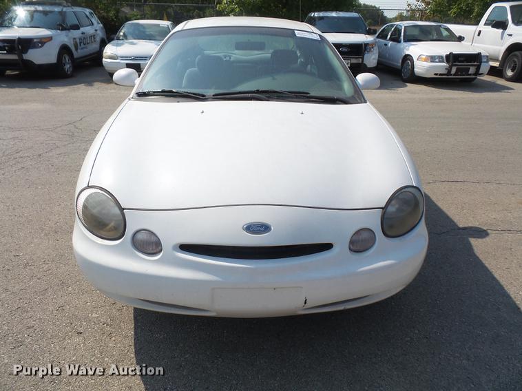 image for item DC5332 1996 Ford Taurus