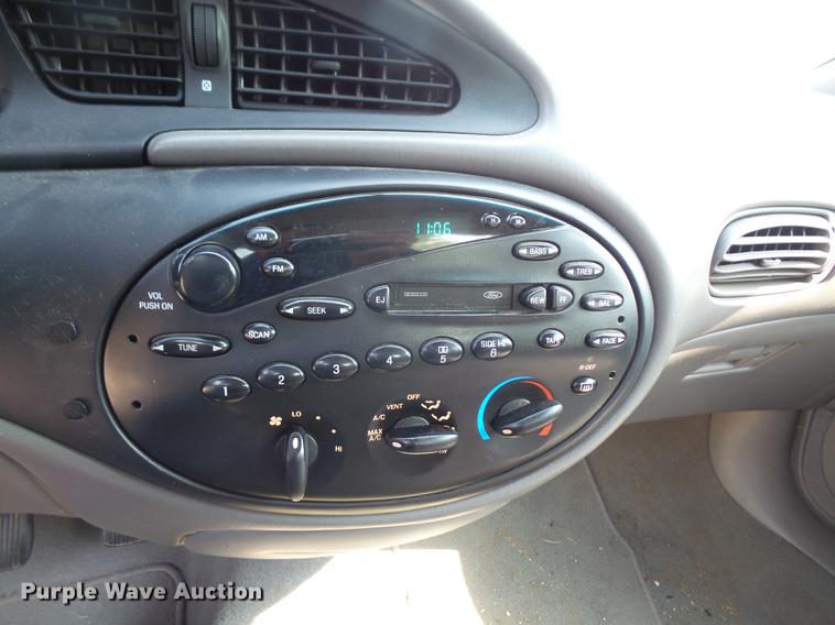 image for item DC5332 1996 Ford Taurus