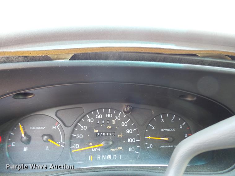 image for item DC5332 1996 Ford Taurus