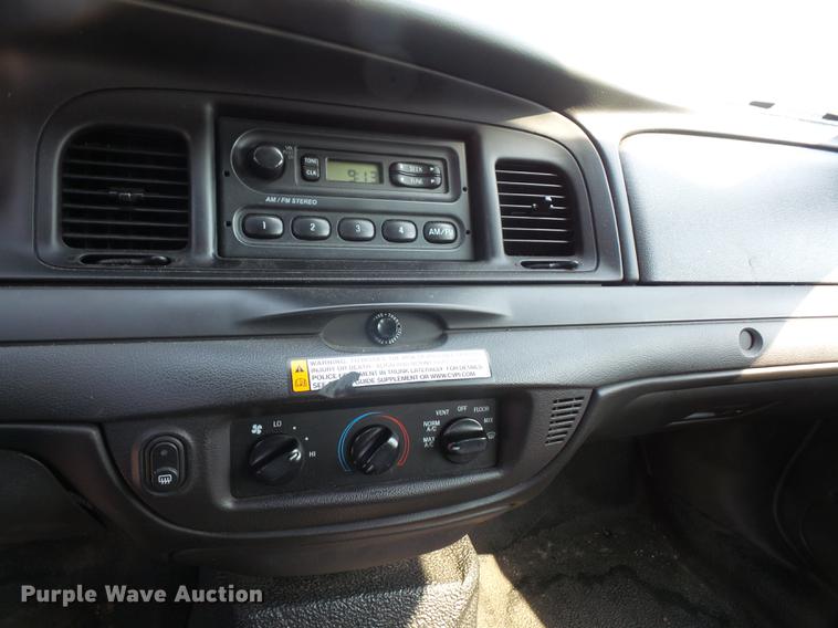 image for item DC5333 2011 Ford Crown Victoria Police Interceptor