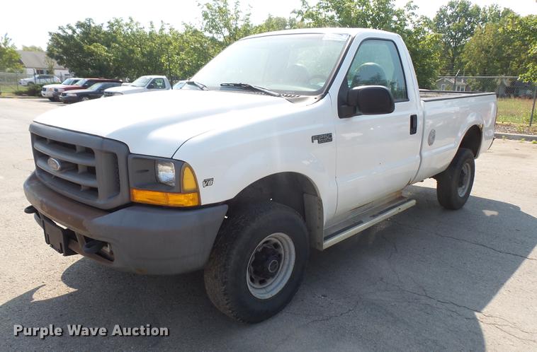 image for item DC5334 1999 Ford F250 Super Duty pickup truck