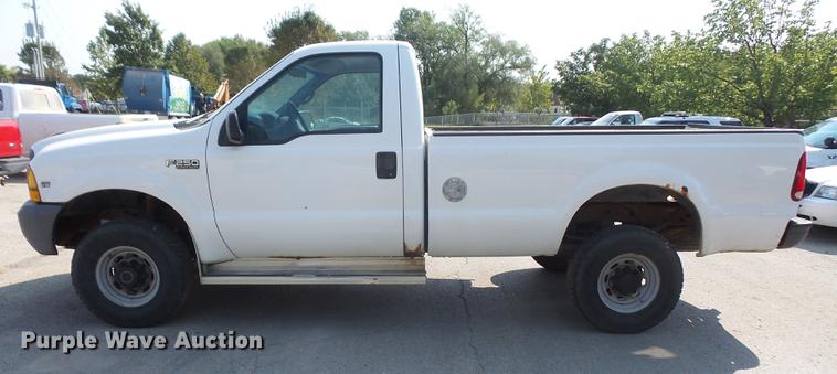 image for item DC5334 1999 Ford F250 Super Duty pickup truck