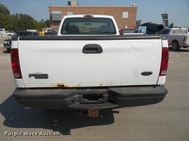 image for item DC5334 1999 Ford F250 Super Duty pickup truck