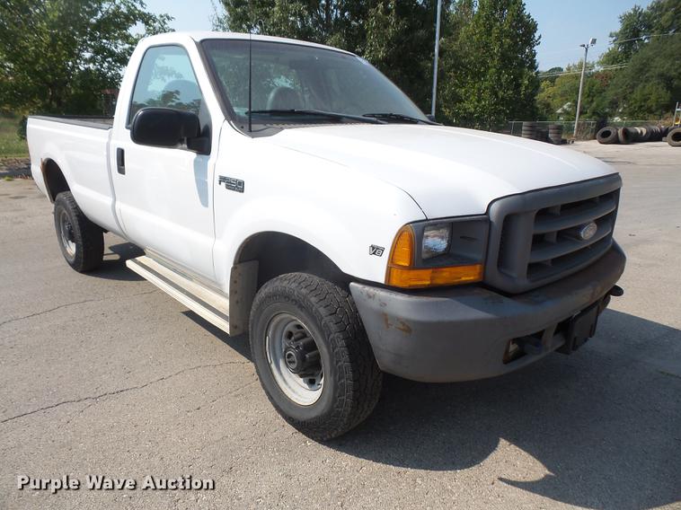 image for item DC5334 1999 Ford F250 Super Duty pickup truck