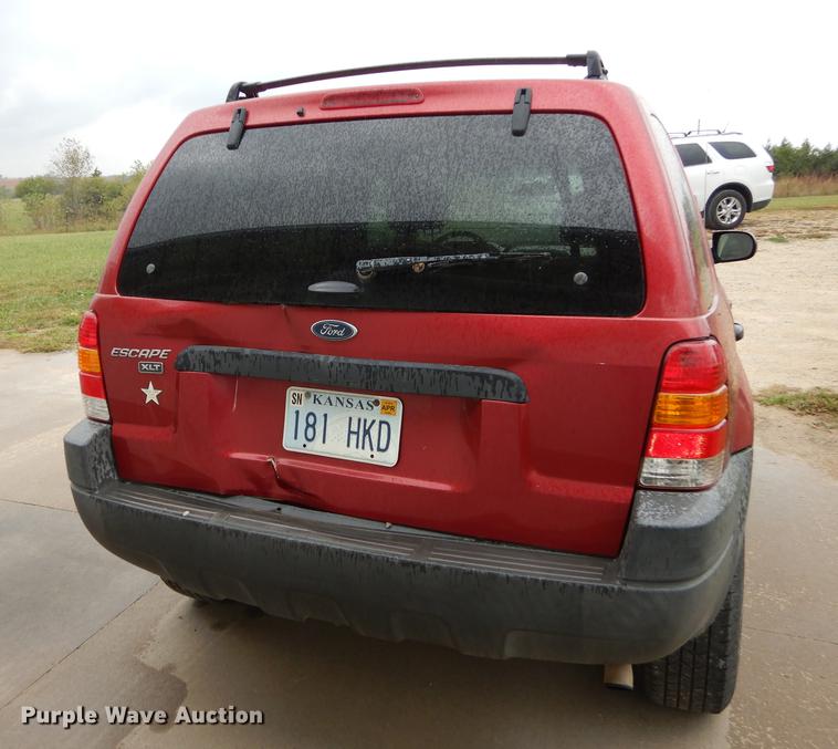 image for item DD0797 2004 Ford Escape XLT SUV