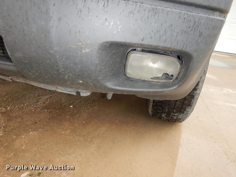 image for item DD0797 2004 Ford Escape XLT SUV