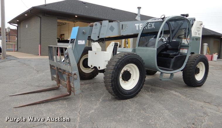 image for item DD0805 2005 Terex TH842C telehandler