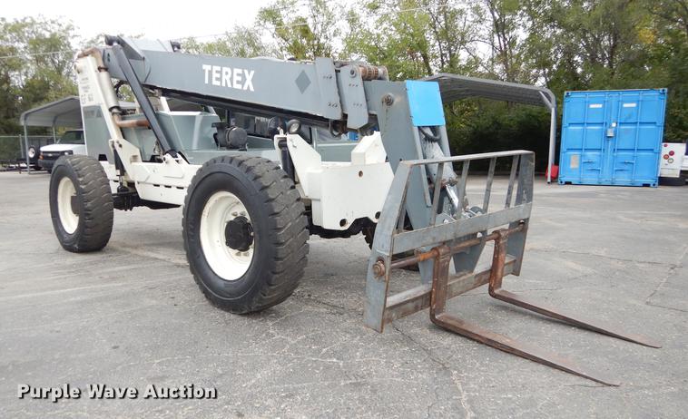 image for item DD0805 2005 Terex TH842C telehandler