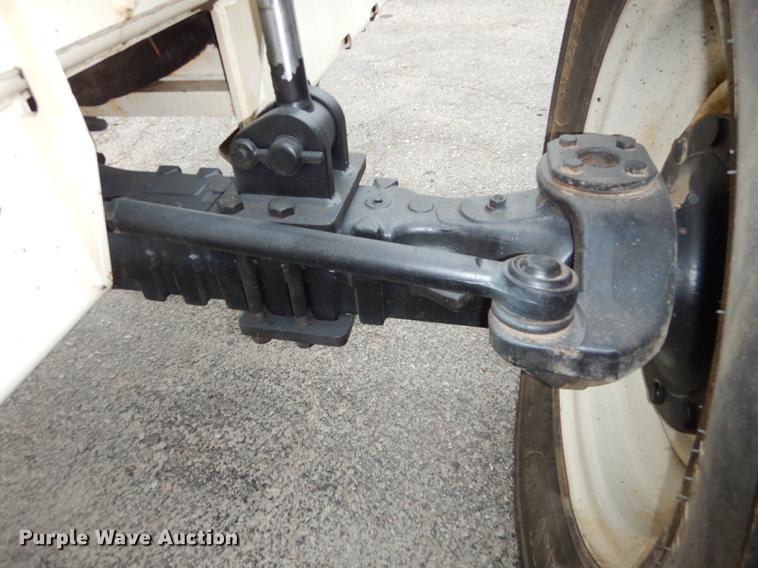 image for item DD0805 2005 Terex TH842C telehandler