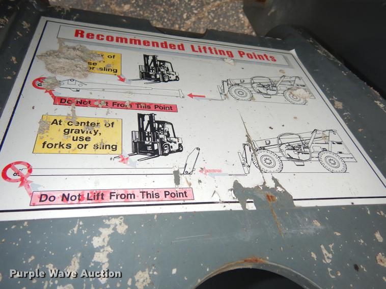 image for item DD0805 2005 Terex TH842C telehandler