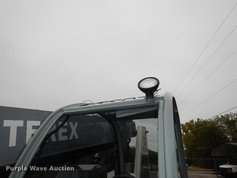 image for item DD0805 2005 Terex TH842C telehandler