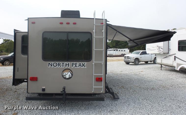image for item DD1520 2016 Heartland North Peak camper