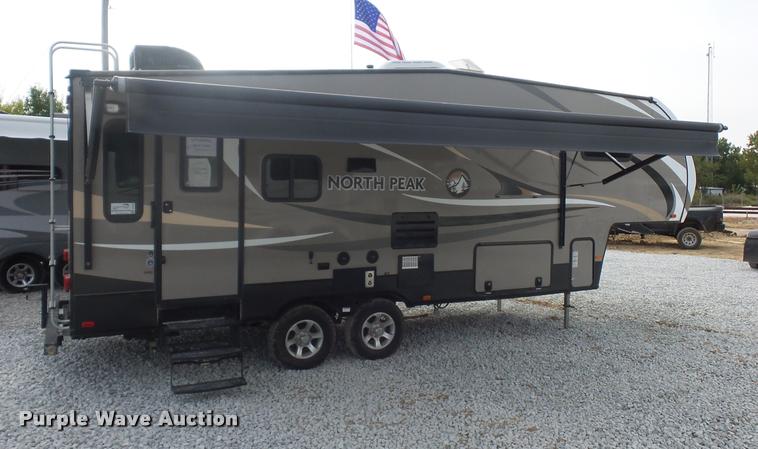 image for item DD1520 2016 Heartland North Peak camper