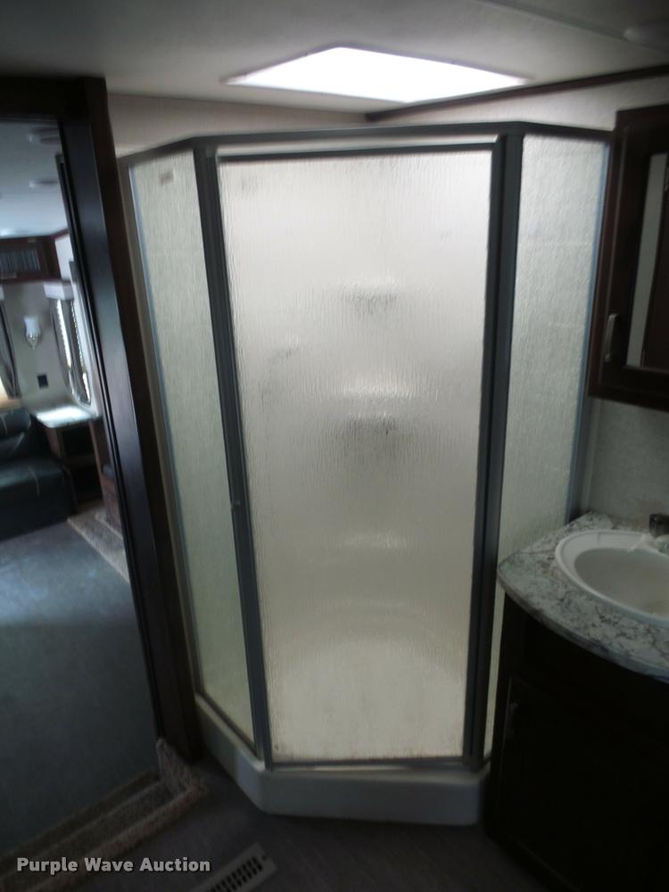 image for item DD1520 2016 Heartland North Peak camper