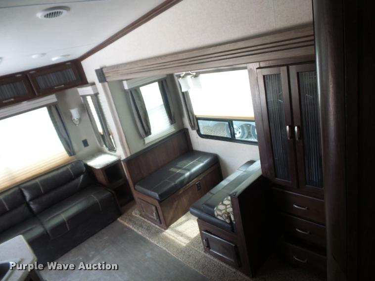 image for item DD1520 2016 Heartland North Peak camper