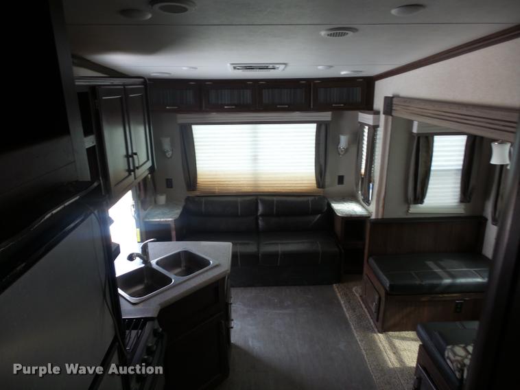 image for item DD1520 2016 Heartland North Peak camper