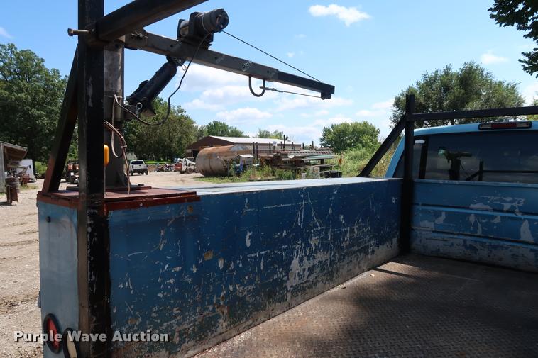 image for item DD1647 1994 Chevrolet 2500HD utility bed pickup truck