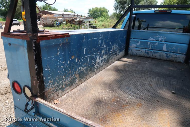 image for item DD1647 1994 Chevrolet 2500HD utility bed pickup truck