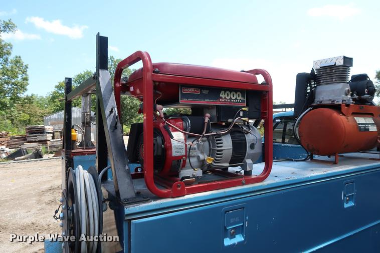 image for item DD1647 1994 Chevrolet 2500HD utility bed pickup truck