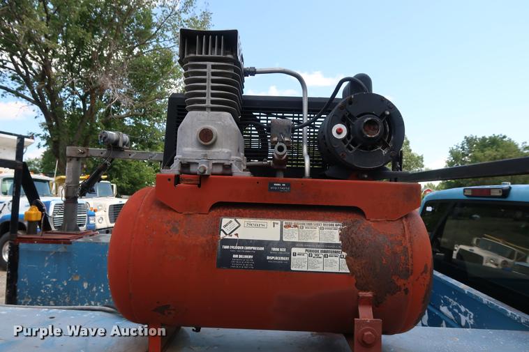 image for item DD1647 1994 Chevrolet 2500HD utility bed pickup truck