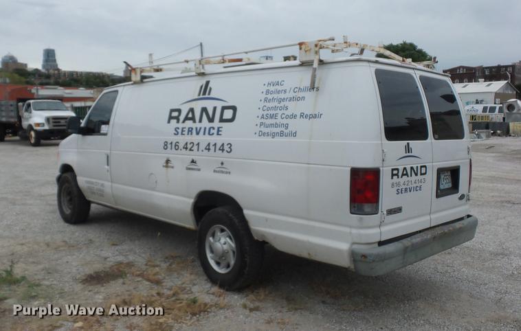 image for item DD2012 2004 Ford E250 Extended van