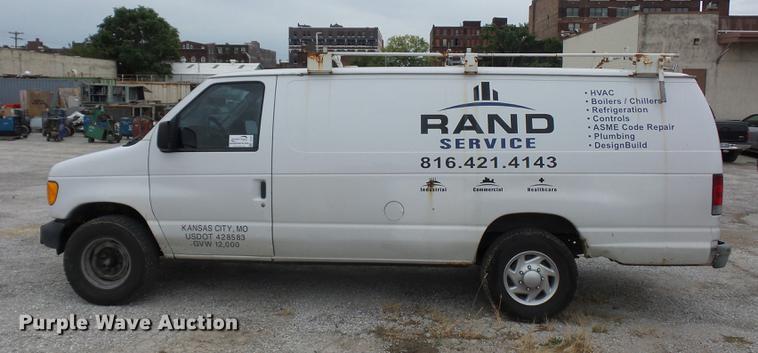 image for item DD2012 2004 Ford E250 Extended van
