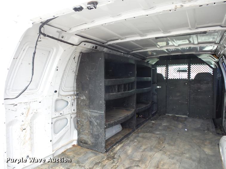 image for item DD2012 2004 Ford E250 Extended van