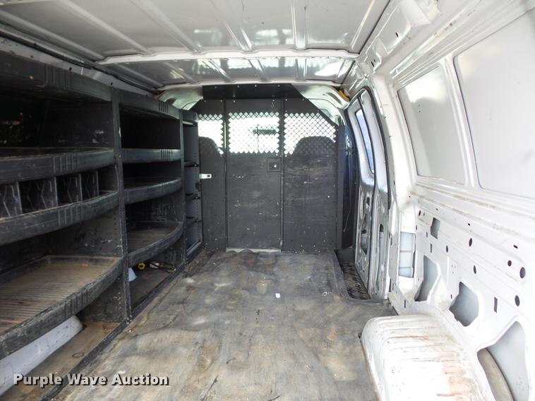 image for item DD2012 2004 Ford E250 Extended van