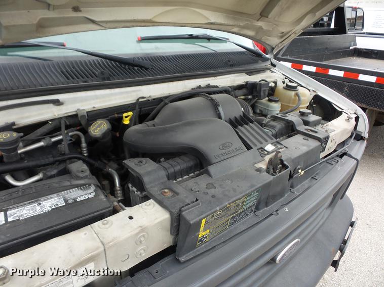 image for item DD2012 2004 Ford E250 Extended van