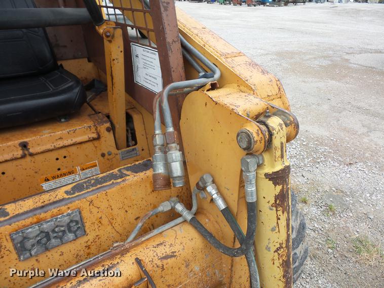 image for item DD2013 1994 Case 1840 skid steer
