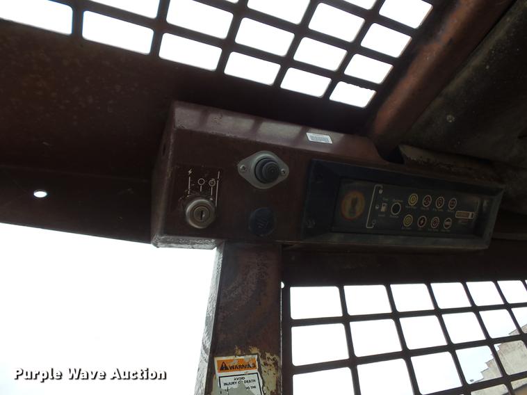 image for item DD2013 1994 Case 1840 skid steer