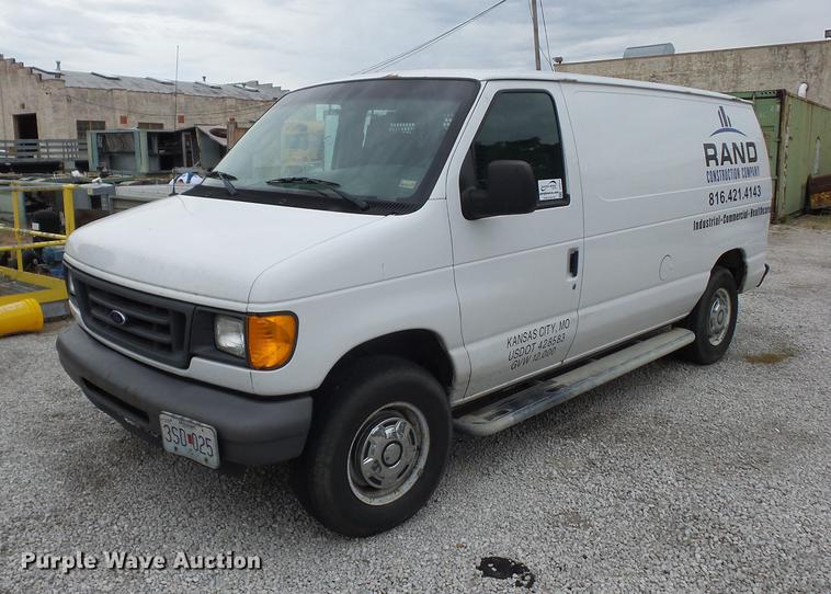 image for item DD2014 2007 Ford E250 van