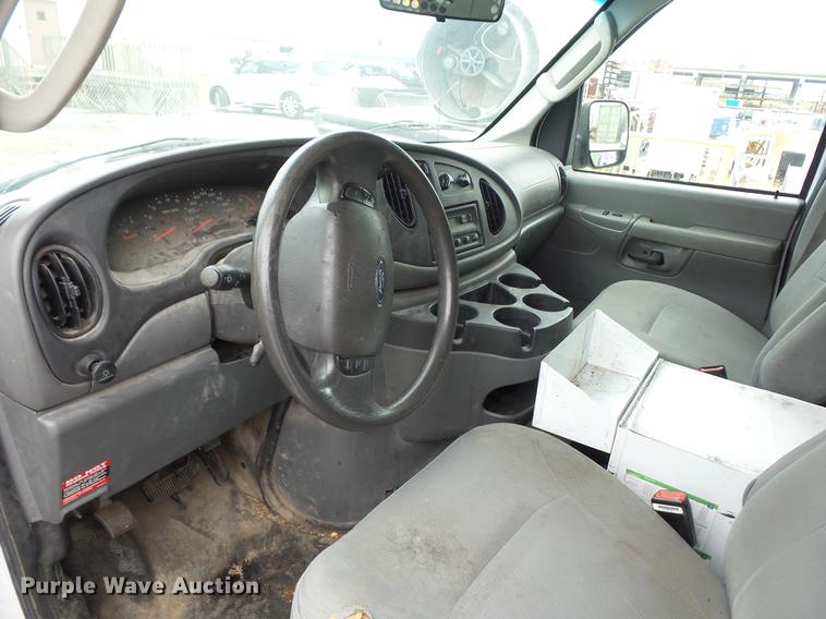 image for item DD2014 2007 Ford E250 van