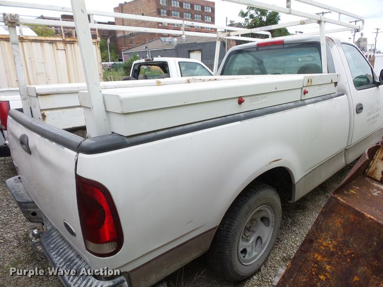 image for item DD2015 1998 Ford F150 pickup truck