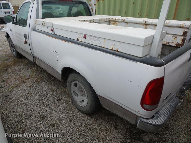 image for item DD2015 1998 Ford F150 pickup truck