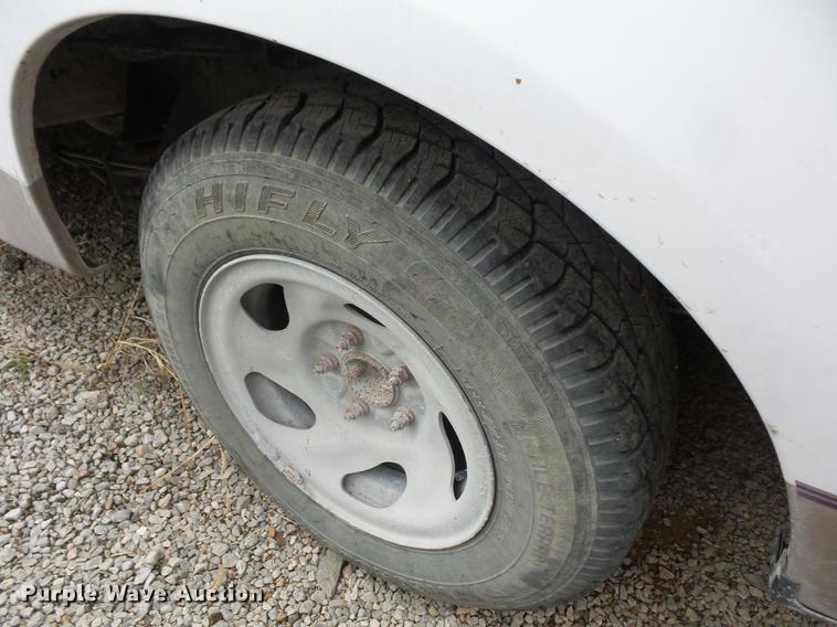 image for item DD2015 1998 Ford F150 pickup truck