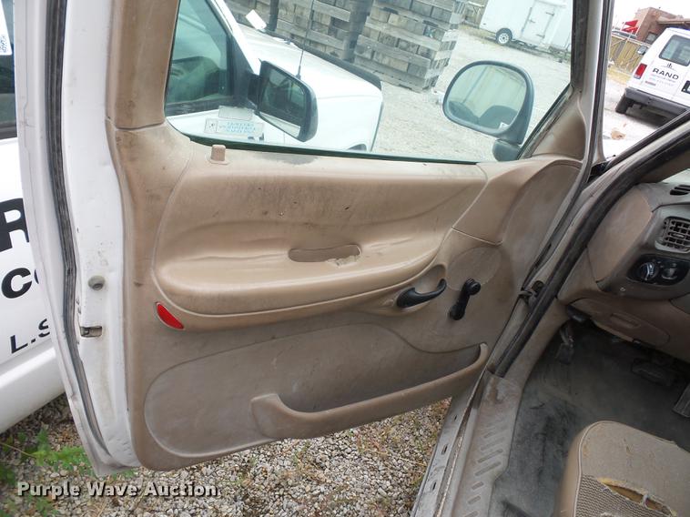 image for item DD2015 1998 Ford F150 pickup truck