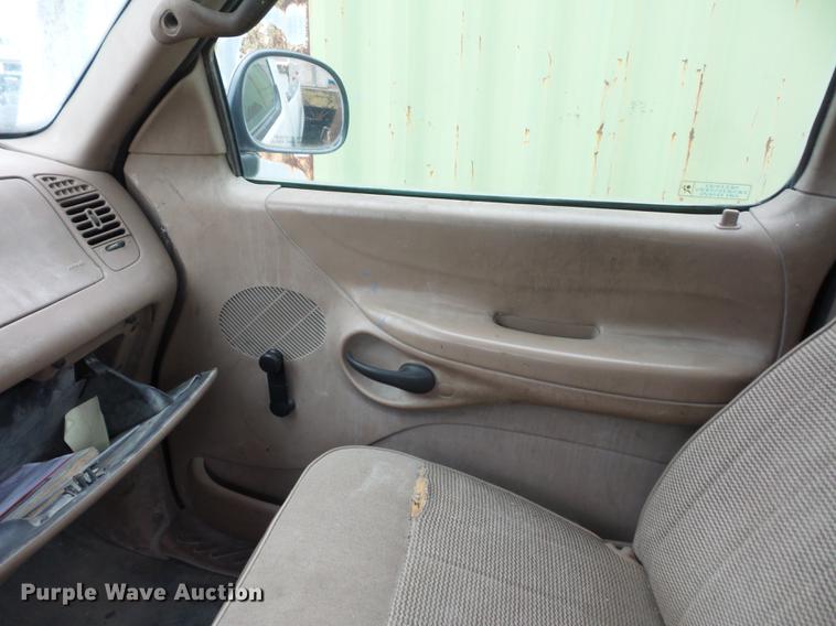 image for item DD2015 1998 Ford F150 pickup truck