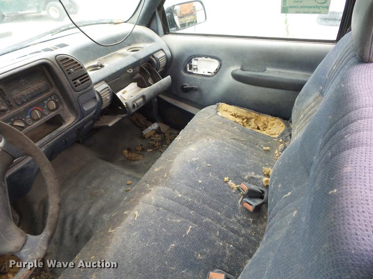 image for item DD2016 1996 Chevrolet 1500 pickup truck