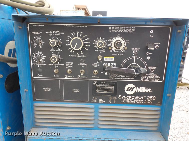 image for item DD2017 Miller Syncrowave 250 welder