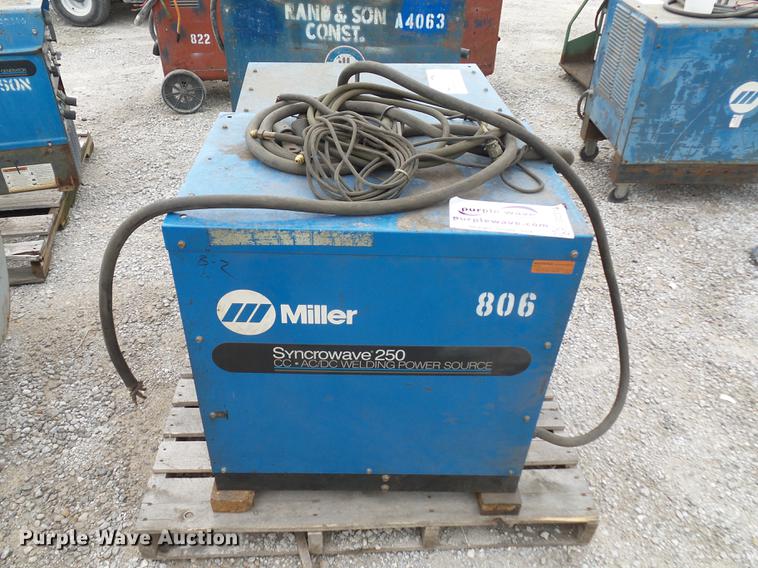 image for item DD2018 Miller Syncrowave 250 welder