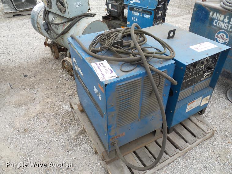 image for item DD2018 Miller Syncrowave 250 welder