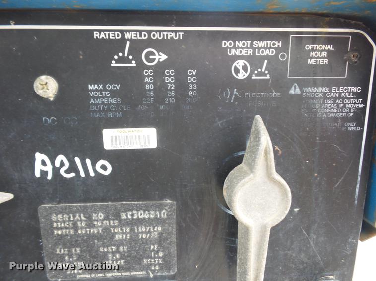 image for item DD2021 Miller Bobcat 225G welder