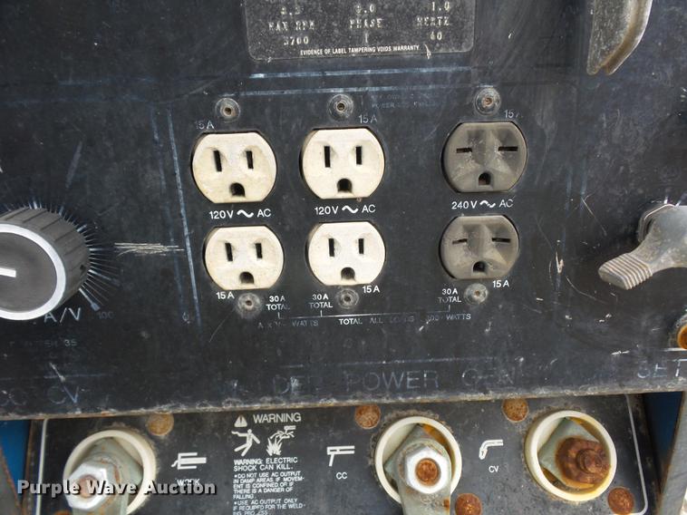 image for item DD2021 Miller Bobcat 225G welder